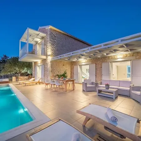 Fiscardo Luxury Stone Suzana ,with Sunset View! Φισκάρδο
