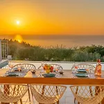 Villa Fiscardo Luxury Stone Suzana ,with Sunset View! *