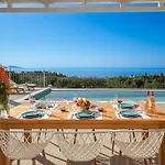 Villa Fiscardo Luxury Stone Suzana ,with Sunset View! Fiskardo