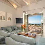 Villa Fiscardo Luxury Stone Suzana ,with Sunset View! *