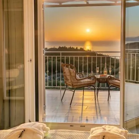 Fiscardo Luxury Stone Suzana ,with Sunset View! フィスカルドン