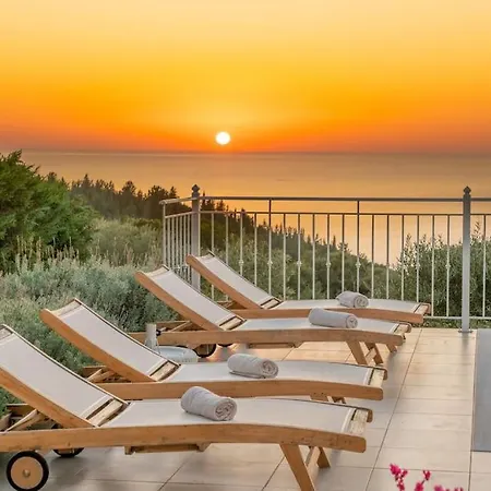 Villa Fiscardo Luxury Stone Suzana ,with Sunset View!
