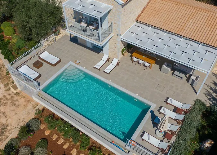 Villa Fiscardo Luxury Stone Suzana ,with Sunset View! *