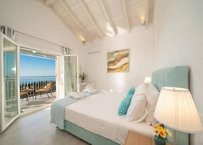 Villa Fiscardo Luxury Stone Suzana ,with Sunset View! Fiskardo