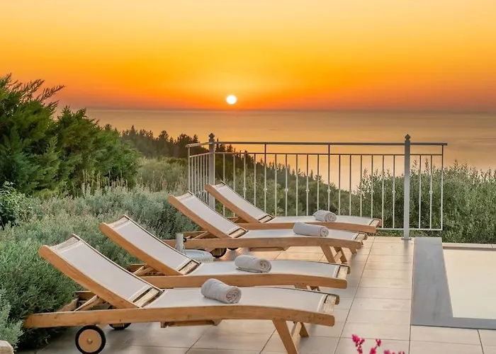 Villa Fiscardo Luxury Stone Suzana ,with Sunset View!