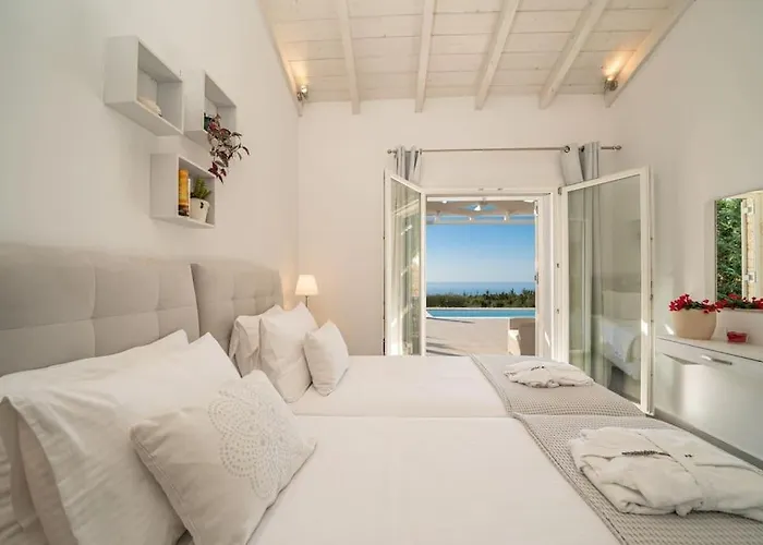 Villa Fiscardo Luxury Stone Suzana ,with Sunset View! Fiskardo