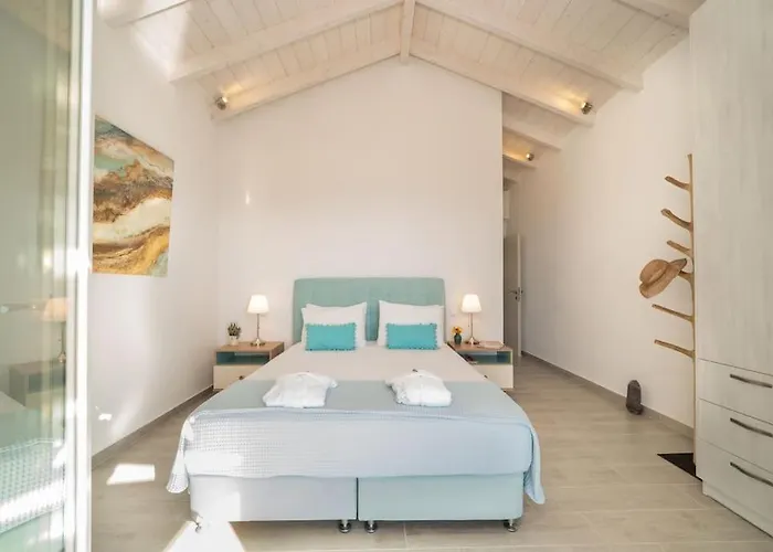 Villa Fiscardo Luxury Stone Suzana ,with Sunset View! *